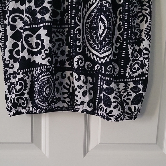 NWT Shol Los Angeles Black & White Boho Peasant Blouse Short Sleeve M - Picture 7 of 11